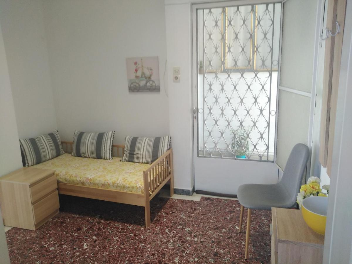 Elina'S Room Poros Town Exterior photo